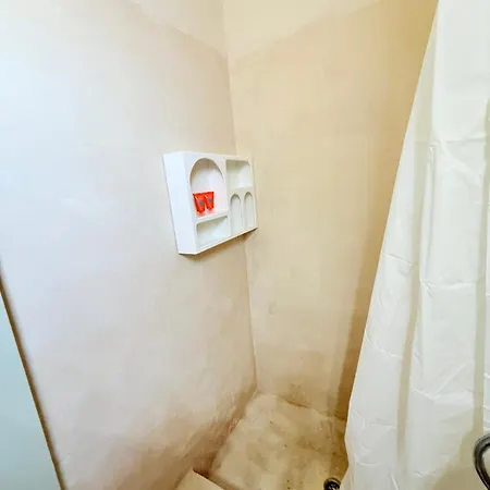 Antilia 3 * 圣乔治斯